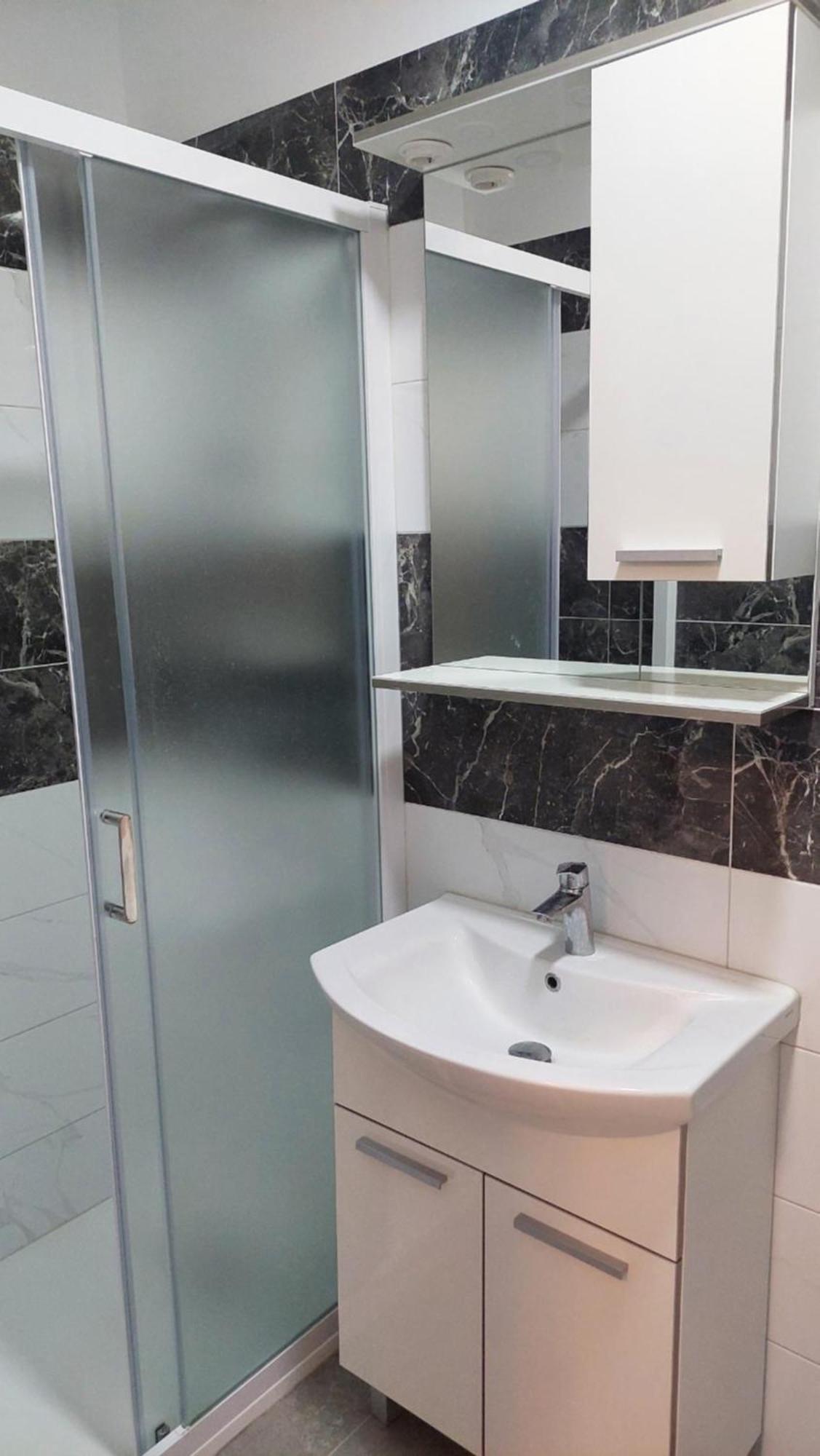 Room With Private Toilet And Balcony In City Center In Shared Apartment Split Luaran gambar